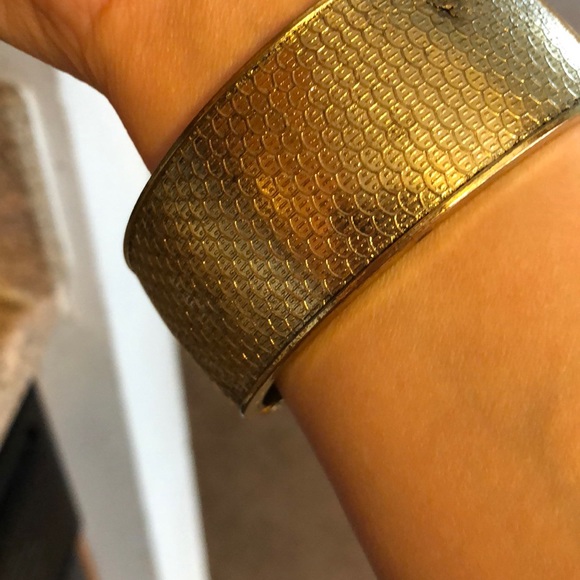 Owl bangle. - Picture 2 of 2